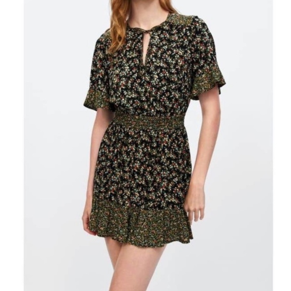 Zara Floral Black Peasant Ruffled Short Sleeve Fit & Flare Mini Dress, Size M
